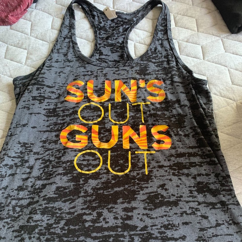 Burn Boot Camp Tank XL - Suns Out Guns Out